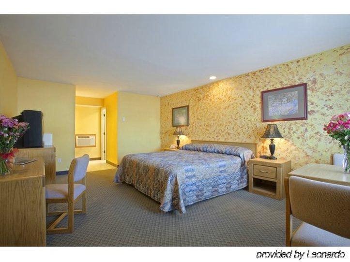 روزيبيورغ Americas Best Value Inn الغرفة الصورة
